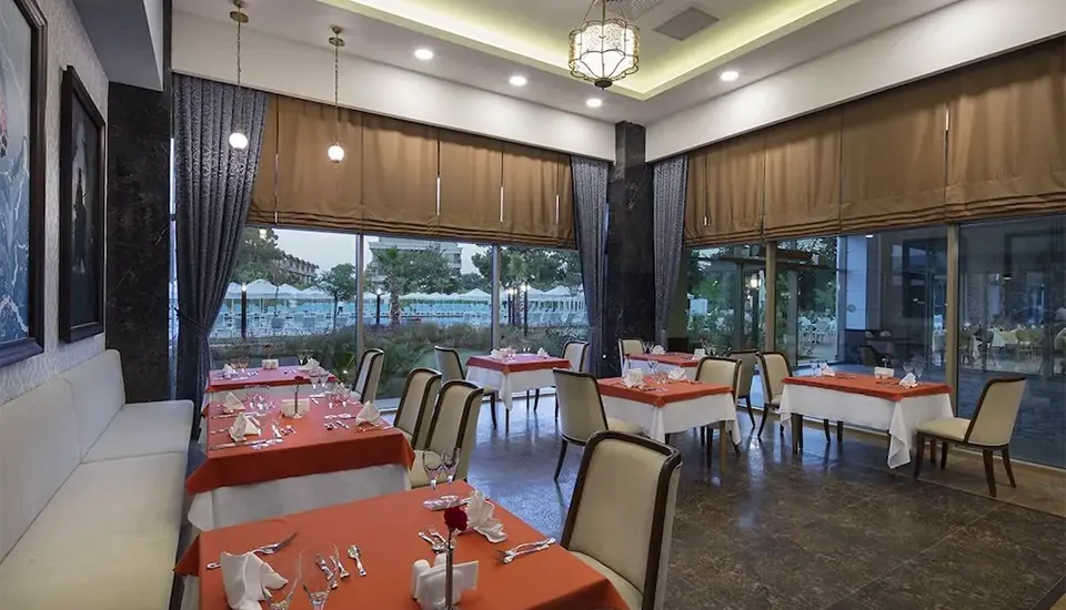 دوسینیا لاکچری ریزورت